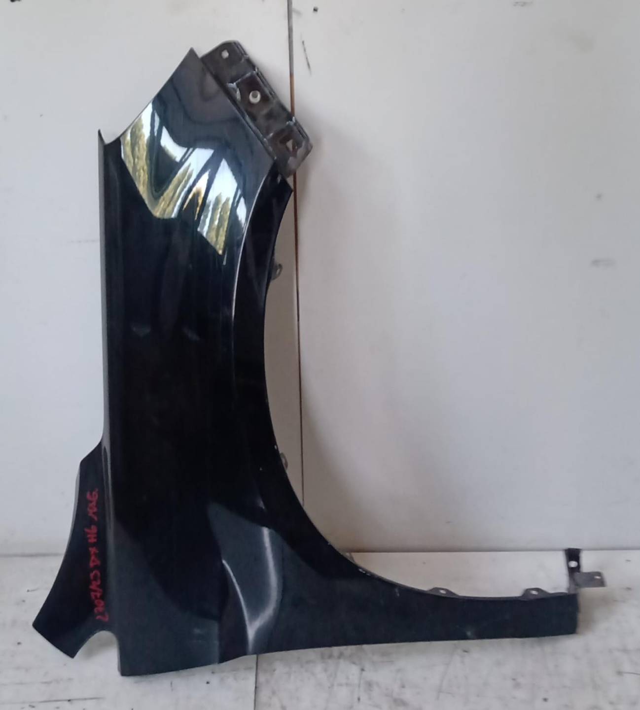 Parafango anteriore destro Parafango anteriore destro