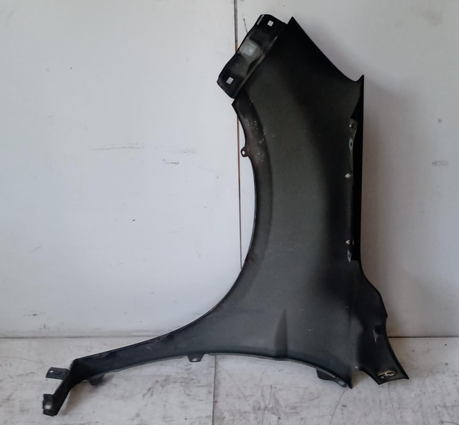 Parafango anteriore destro Parafango anteriore destro