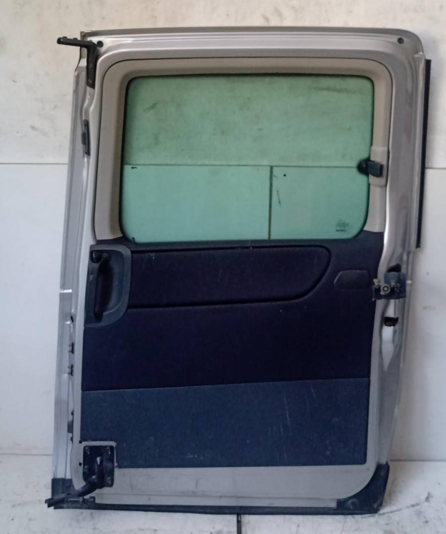 Porta Laterale Scorrevole dx. Porta Laterale Scorrevole dx.