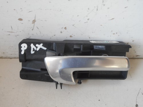 Maniglia int. apertura porta post.  dx. 