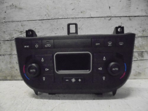 Blocco comando climatizzazione Blocco comando climatizzazione