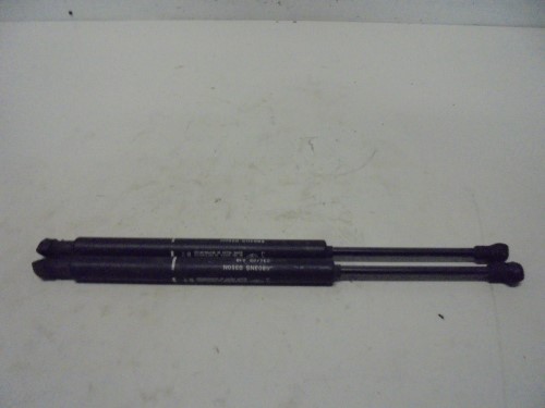 Asta ammortizzante cofano ant.