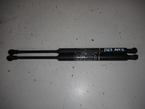 Asta ammortizzante cofano ant.