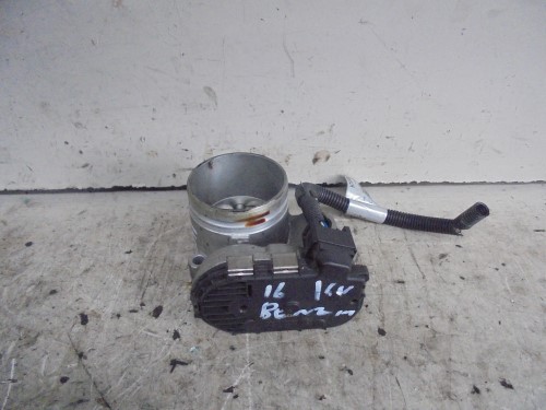 Corpo farfallato Corpo farfallato