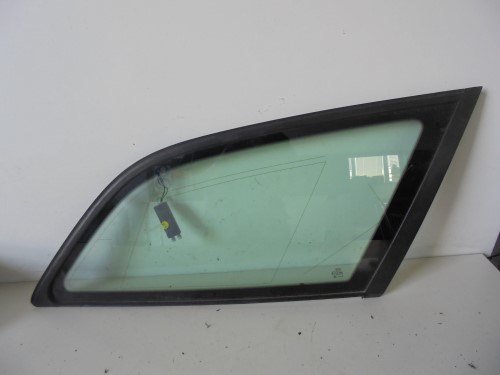 Fisso parafango post.  dx. 