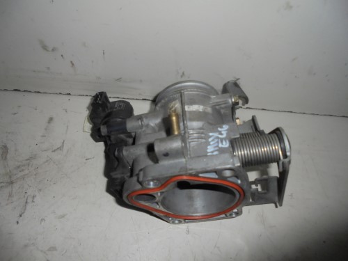 Corpo farfallato Corpo farfallato