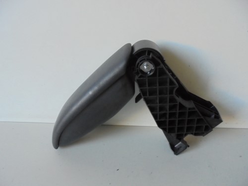 Appoggiabraccio sedile ant. consolle centr. 