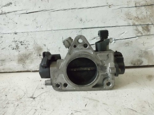 Corpo farfallato Corpo farfallato