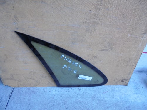 Fisso atermico parafango post.  sx.