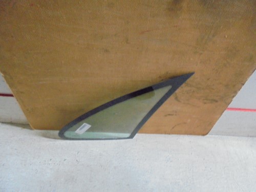 Fisso atermico parafango post.  dx. 