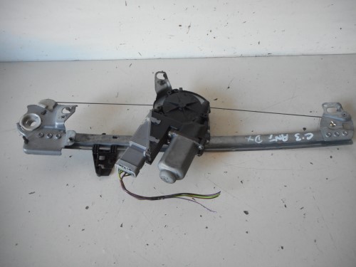 Alzacristallo elettr. porta ant.  dx. 