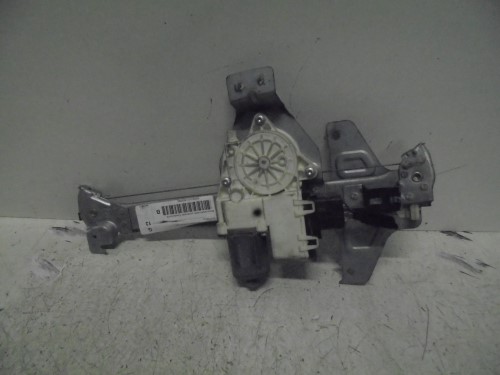 Alzacristallo elettr. porta post.  sx.