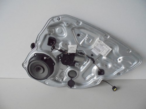 Alzacristallo elettr. porta post.  dx. 