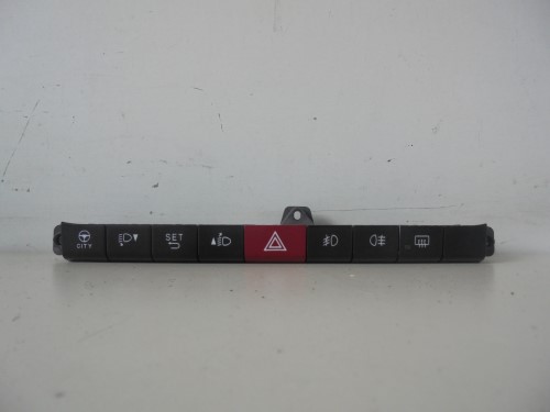 Interruttore luci emergenza  sx.