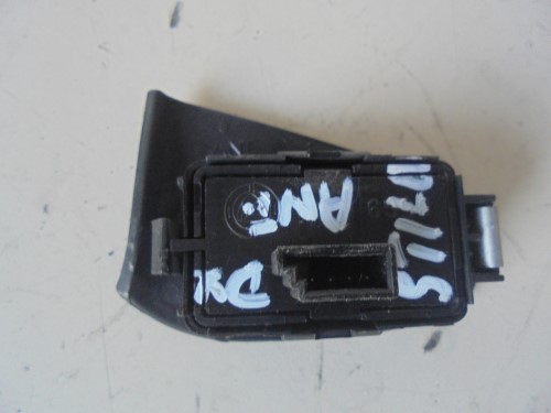 Interruttore alzacristalli porta ant  dx. 