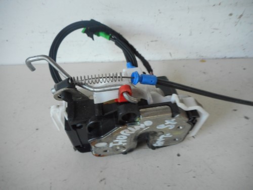 Serratura porta ant.  sx.