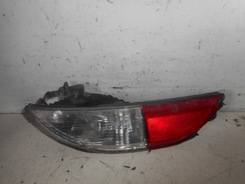 Catarifrangente post.  dx. 