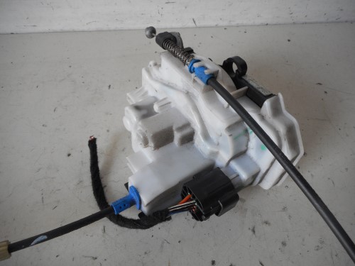 Serratura porta ant.  dx. 