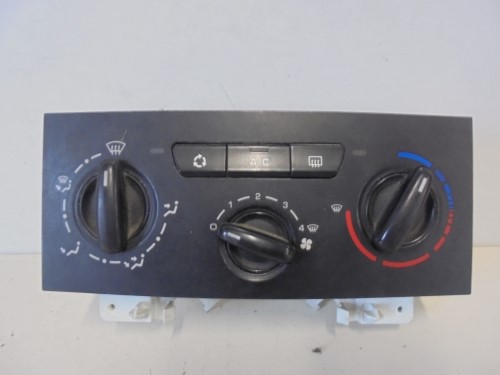 Blocco comando climatizzazione 