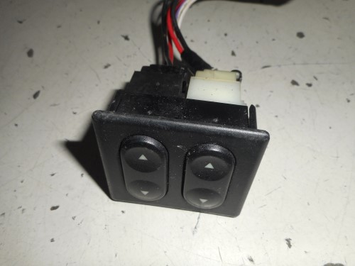 Interruttore alzacristalli porta ant Interruttore alzacristalli porta ant