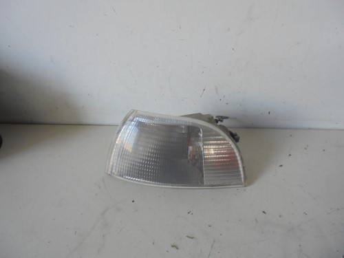 Fanalino ant.  sx.