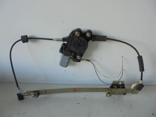 Alzacristallo elettr. porta ant. con motorino sx. Alzacristallo elettr. porta ant. con motorino sx.