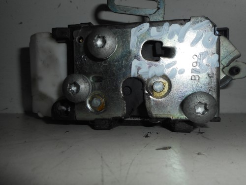 Serratura porta ant.  sx.