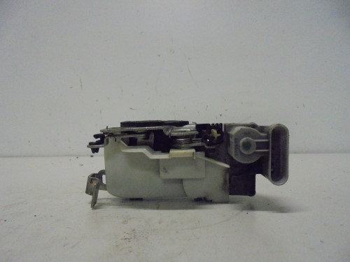 Serratura porta post.  dx. 