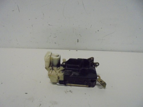 Serratura porta post.  sx.