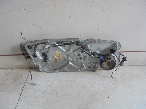 Alzacristallo elettr. porta ant. sx. Alzacristallo elettr. porta ant. sx.