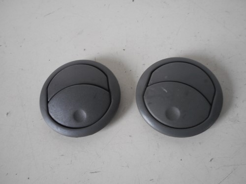 Condotto aria bocchette lat. cruscotto  sx.