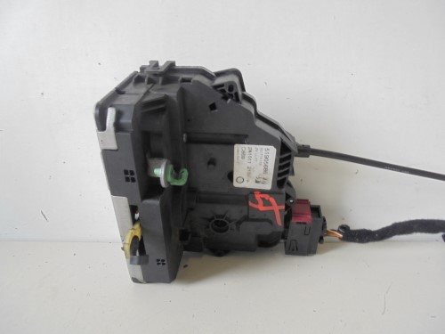 Serratura porta ant.  sx.