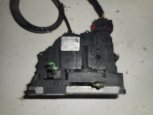 Serratura porta ant.  sx.