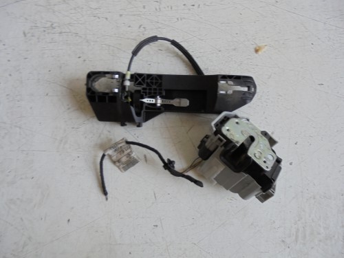 Serratura porta ant.  dx. 