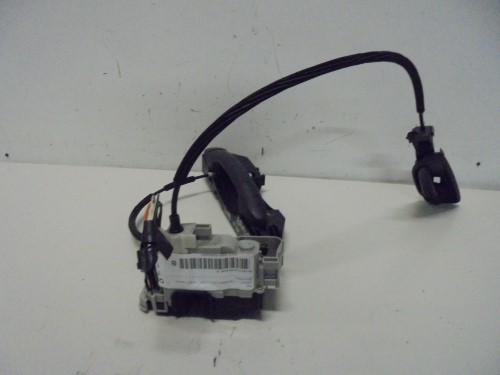 Serratura porta post.  sx.