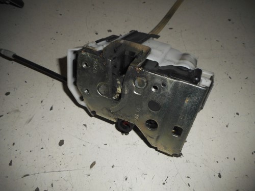 Serratura porta ant.  sx.