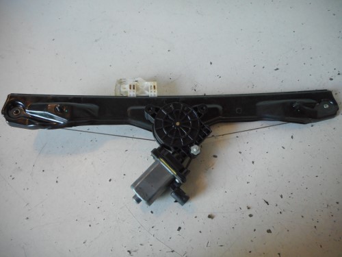 Alzacristallo elettr. porta ant. dx. Alzacristallo elettr. porta ant. dx.