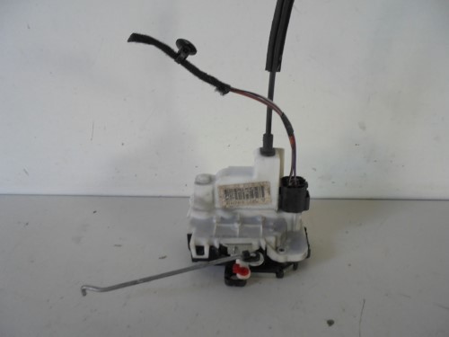 Serratura porta ant.  sx.