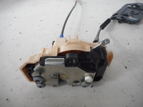 Serratura porta post.  dx. 