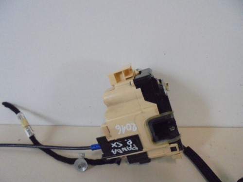 Serratura porta post.  sx.