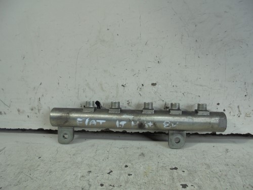 Distributore carburante Distributore carburante