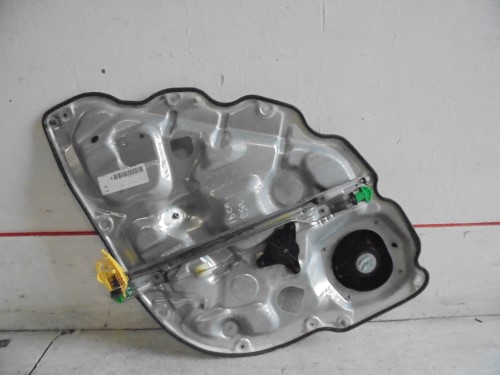 Alzacristallo porta post.  dx. 