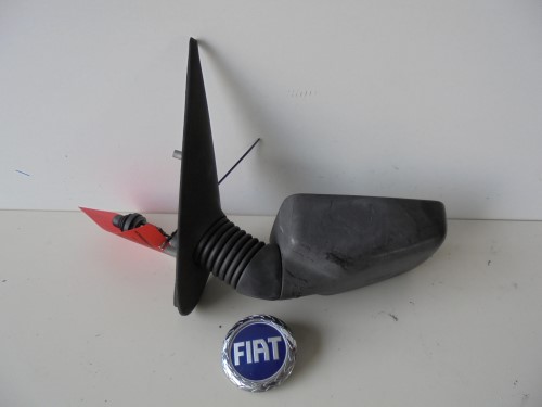 Retrovisore est.  sx.