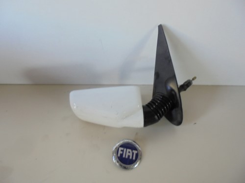 Retrovisore est.  dx. 