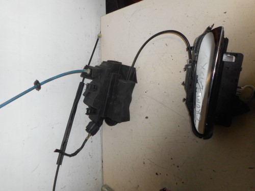 Serratura porta ant.  sx.