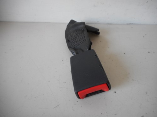 Aggancio cintura di sicurezza ant.  sx.