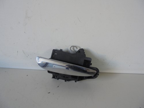 Maniglia porta post.  sx.