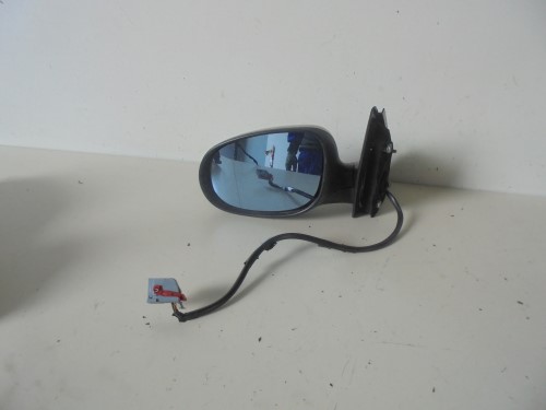 Retrovisore est.  sx.