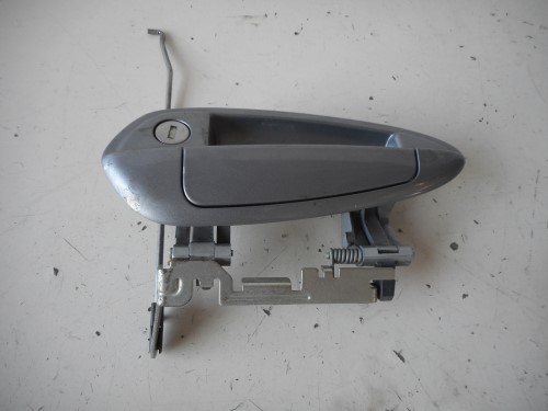 Maniglia porta ant.  sx.