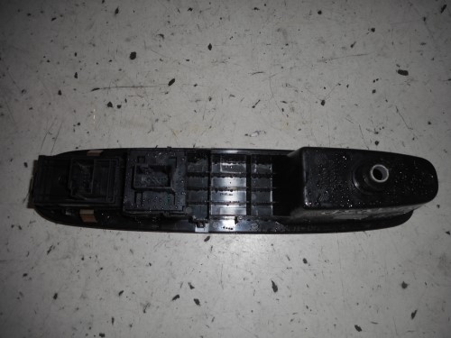 Interruttore alzacristalli porta ant sx